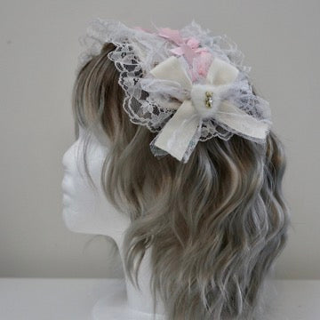 Bear Frill Head dress