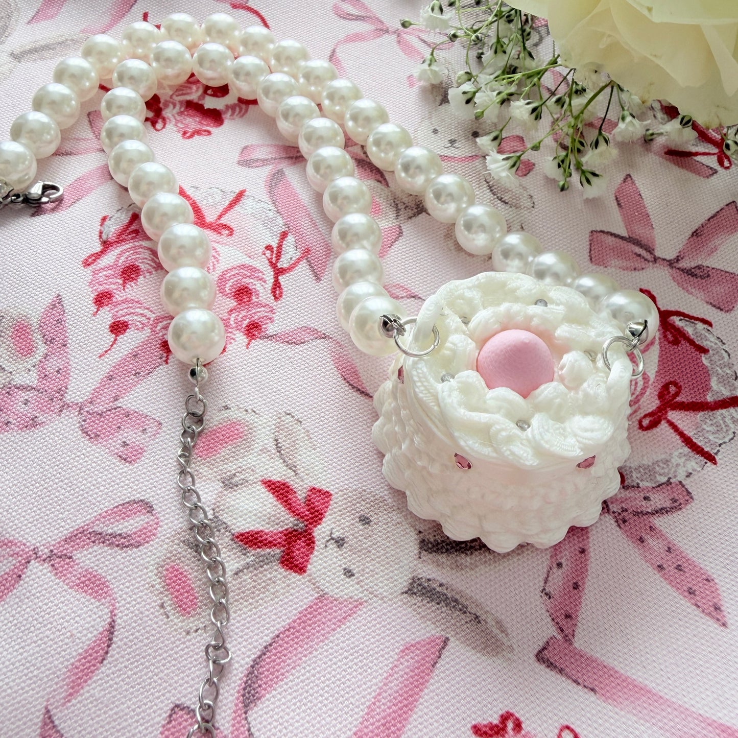 Lace Cake Necklace🎀🍰